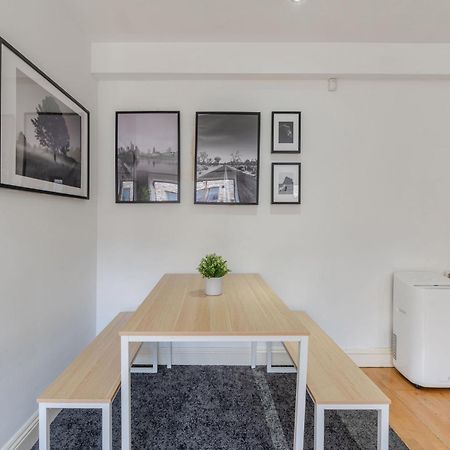 London Waterloo Apartment With Large Private Terrace - View Of The London Eye - 1 Bedroom 1 Bath المظهر الخارجي الصورة