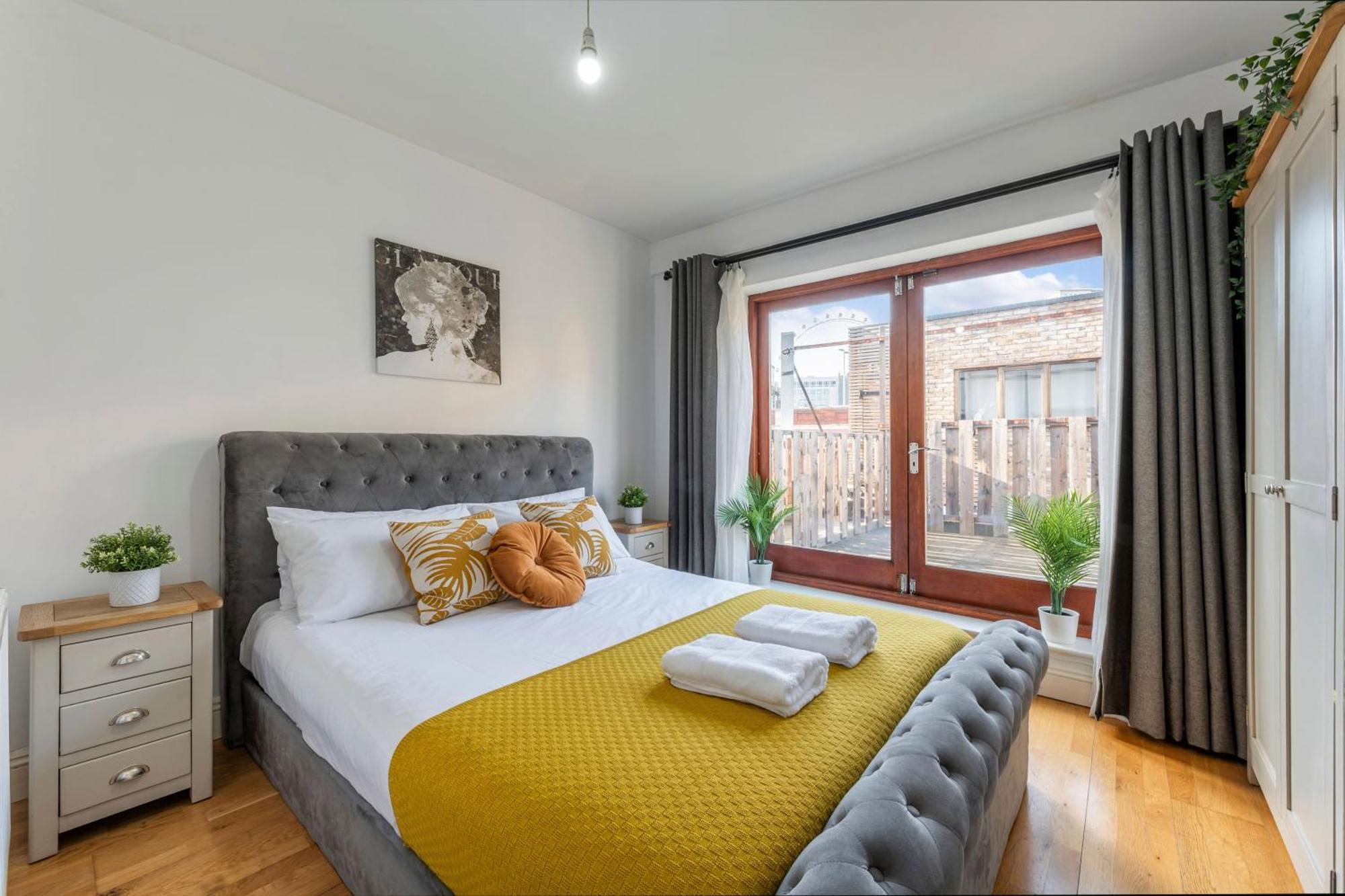 London Waterloo Apartment With Large Private Terrace - View Of The London Eye - 1 Bedroom 1 Bath المظهر الخارجي الصورة