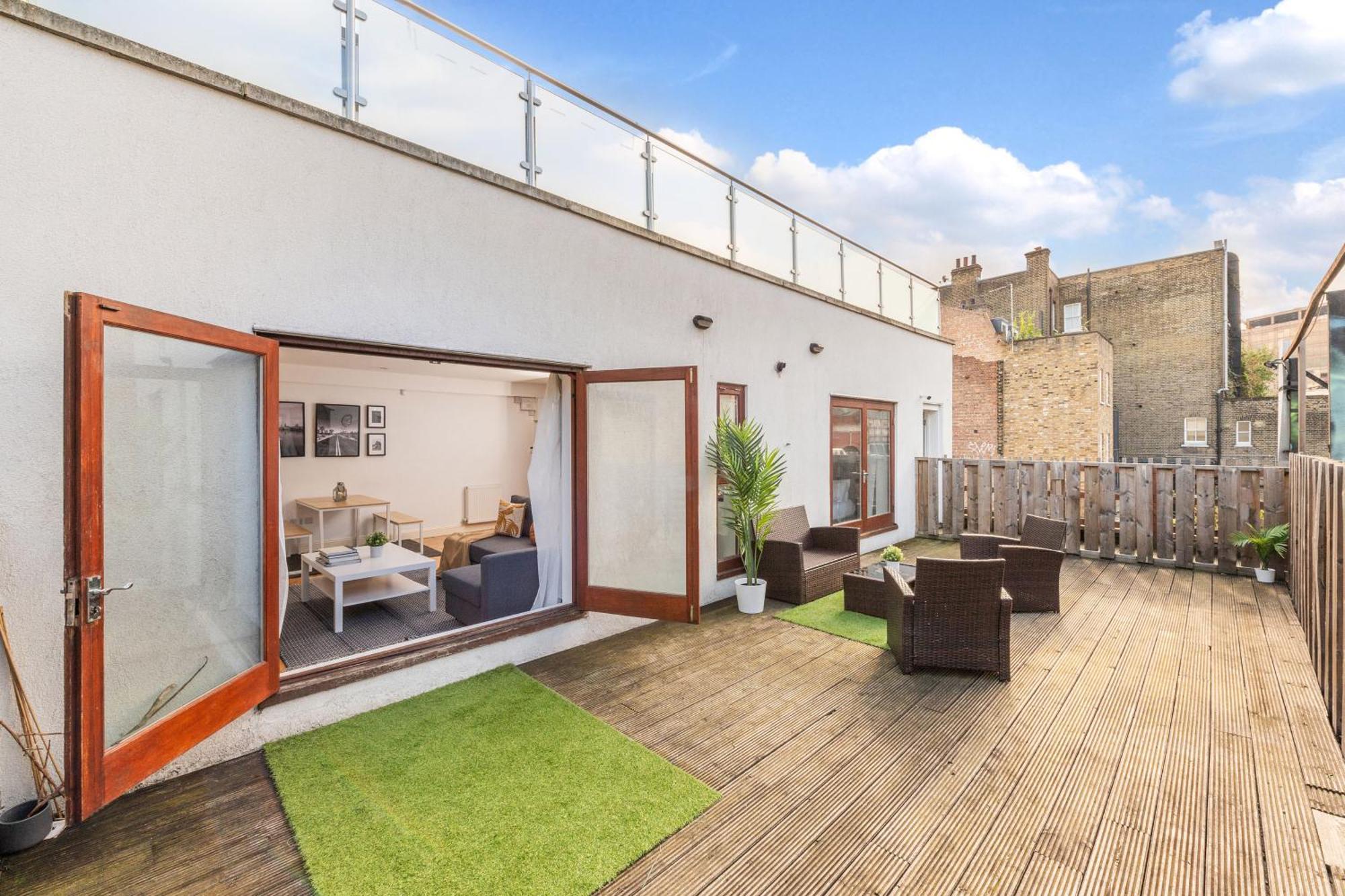 London Waterloo Apartment With Large Private Terrace - View Of The London Eye - 1 Bedroom 1 Bath المظهر الخارجي الصورة