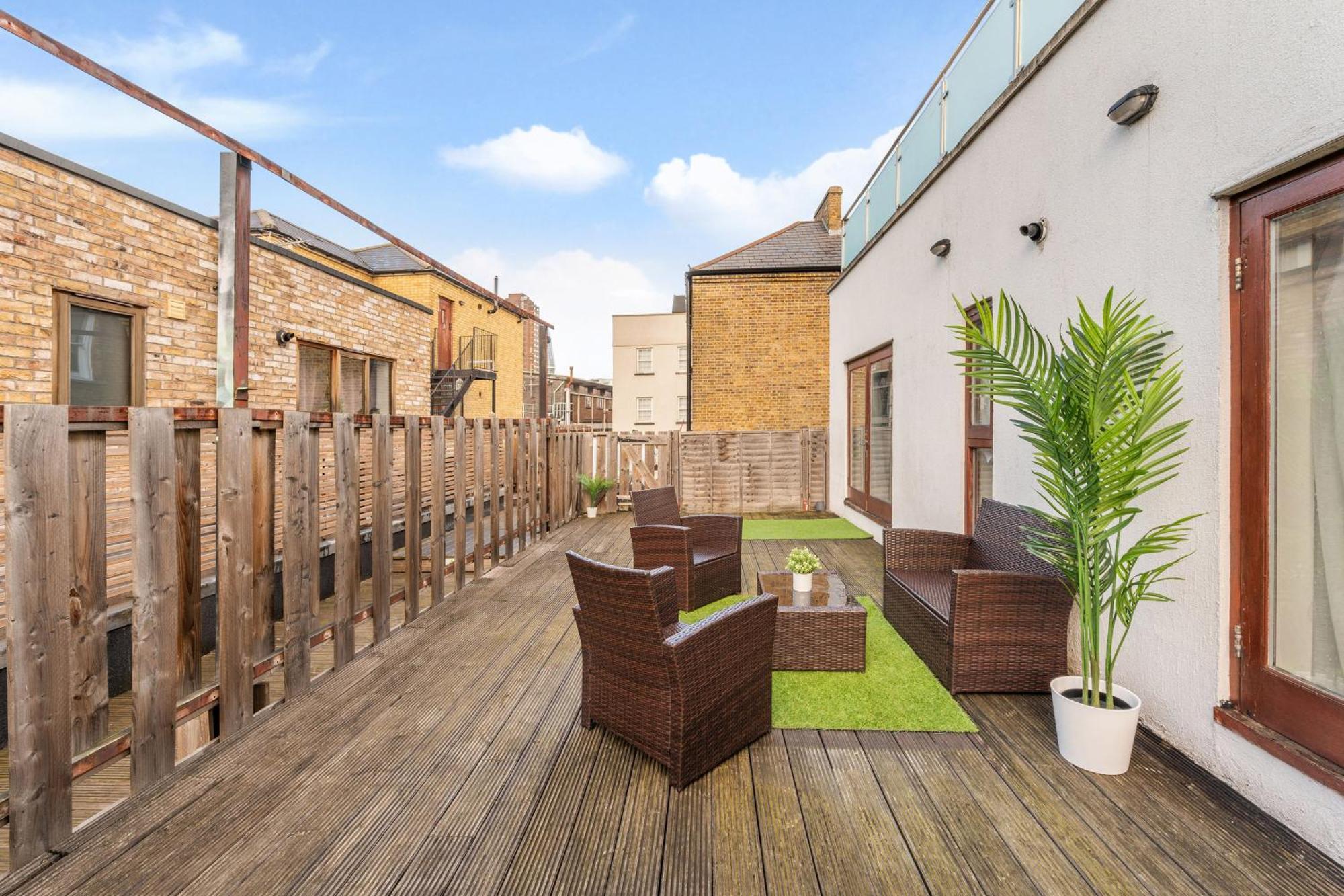 London Waterloo Apartment With Large Private Terrace - View Of The London Eye - 1 Bedroom 1 Bath المظهر الخارجي الصورة